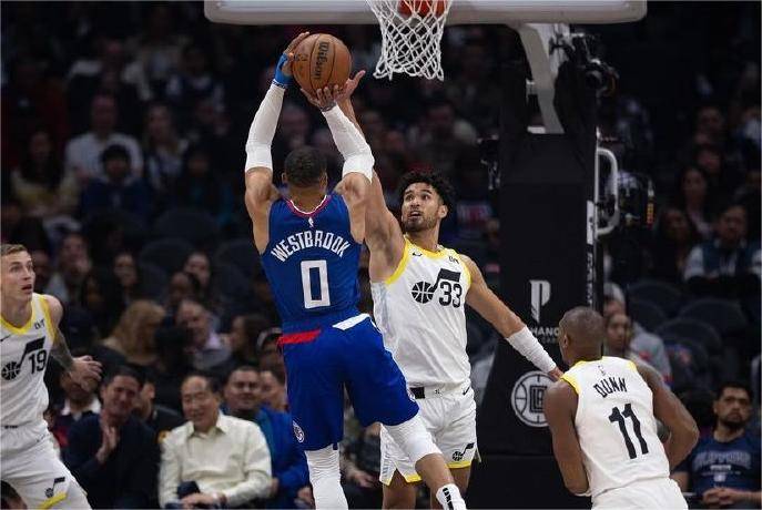 从“水货”到世界之巅：奥斯曼·登贝莱的救赎之路与2025年的加冕礼